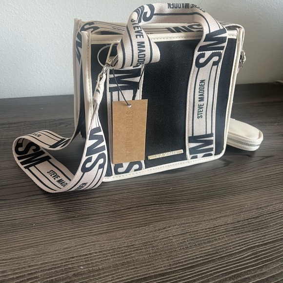 Steve Madden Tote Bag Purse - Picture 2 of 4